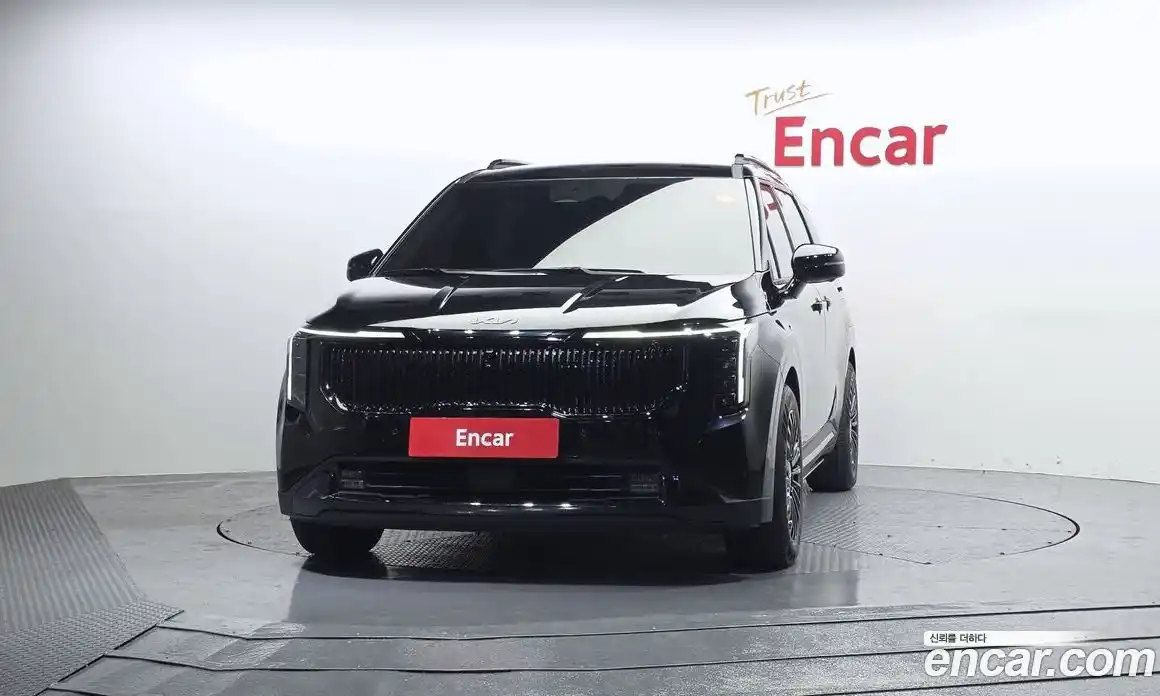 Kia Canival 2025 3.5 Автомат в Москве № 715694, фото 3