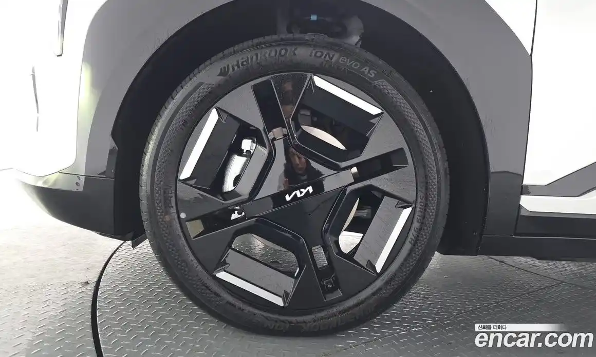 Kia EV3 2025 0.2 Автомат в Москве № 715909, фото 5