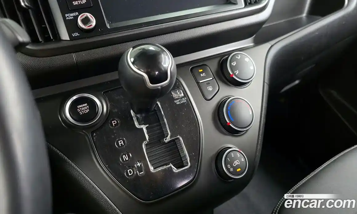 Kia Ray 2024 1.0 Автомат в Москве № 716043, фото 9