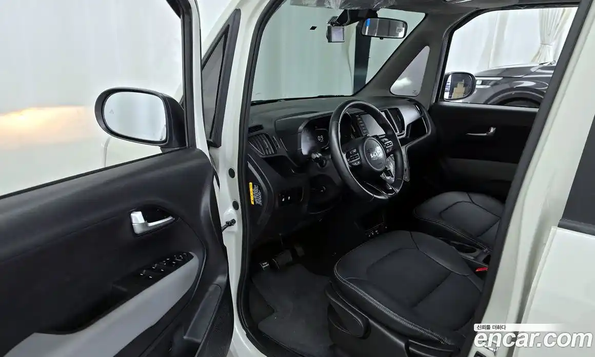 Kia Ray 2024 1.0 Автомат в Москве № 716043, фото 10