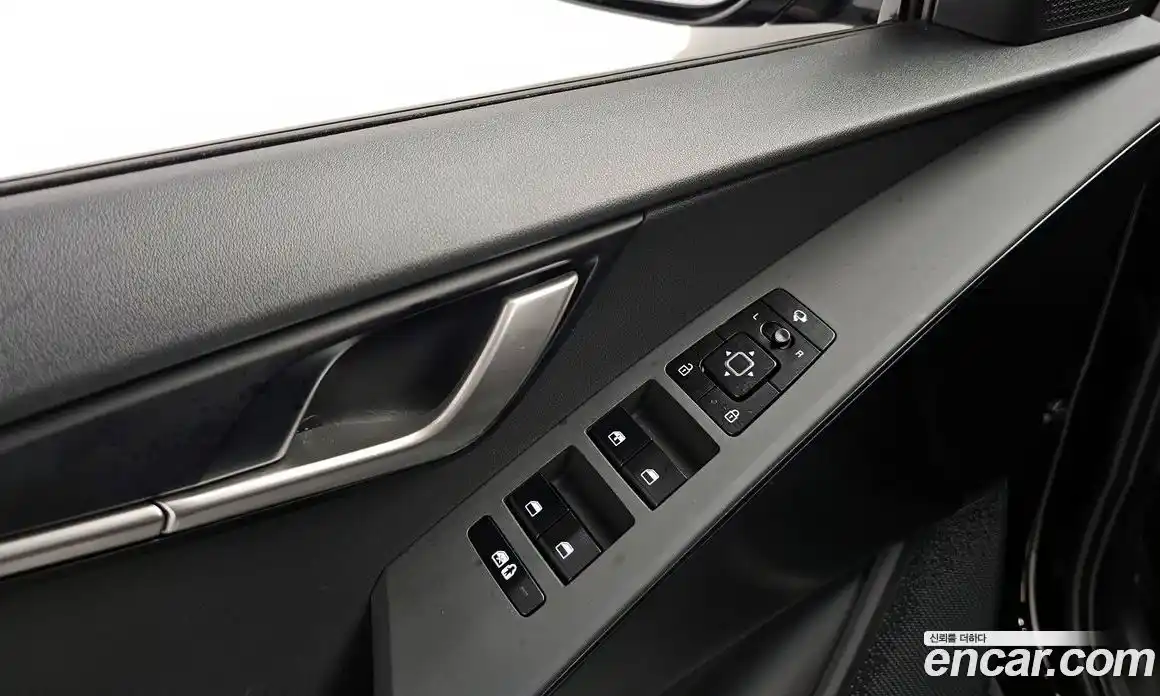 Kia Niro 2024 1.6 Автомат в Москве № 716128, фото 16