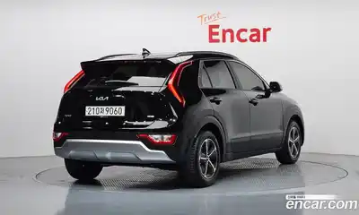 Kia Niro 2024 1.6 Автомат в Москве № 716128, миниатюра 2