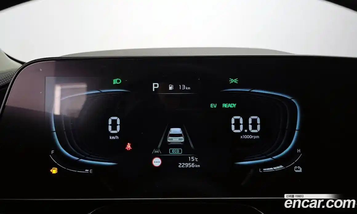 Kia Niro 2024 1.6 Автомат в Москве № 716128, фото 8