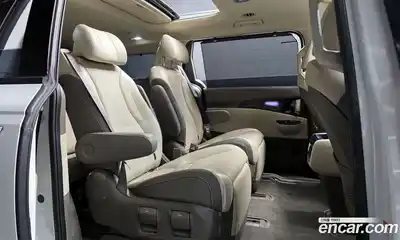Kia Canival 2023 3.5 Автомат в Москве № 716143, миниатюра 12