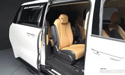 Kia Canival 2023 2.2 Автомат в Москве № 716449, миниатюра 12