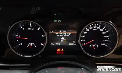 Kia Canival 2023 2.2 Автомат в Москве № 716449, миниатюра 8