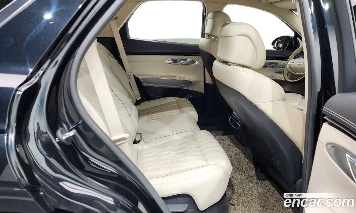 Genesis GV70 2021 2.5 Автомат в Москве № 716864, фото 12