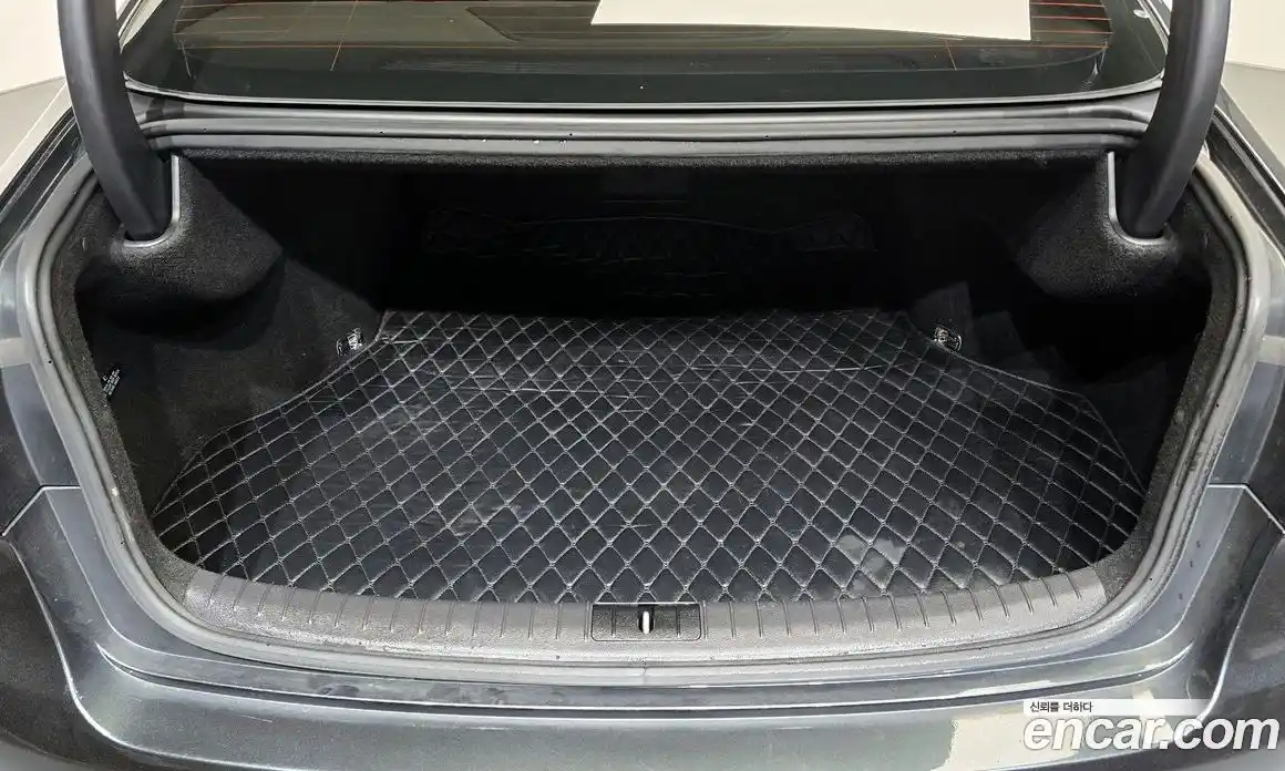 Genesis G80 2018 3.3 Автомат в Москве № 716966, фото 19