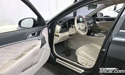 Genesis G70 2018 2.0 Автомат в Москве № 717098, миниатюра 10