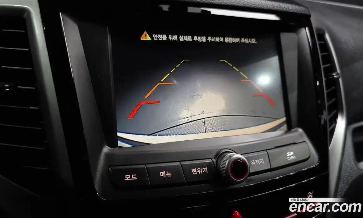 SsangYong TIBOLI 2015 1.6 Автомат в Москве № 717964, фото 15