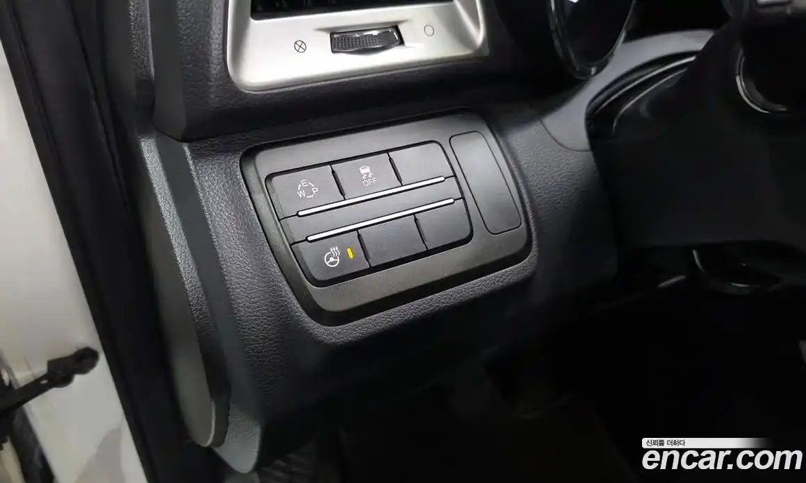 SsangYong TIBOLI 2015 1.6 Автомат в Москве № 717964, фото 18