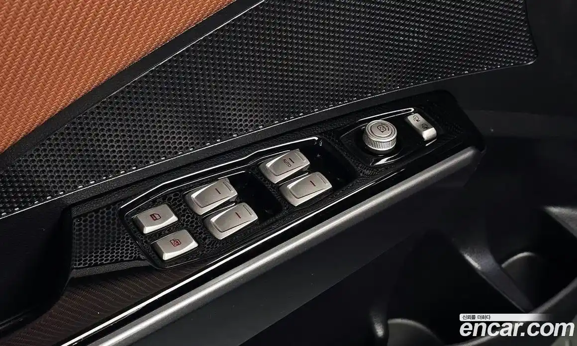 SsangYong TIBOLI 2018 1.6 Автомат в Москве № 718120, фото 18