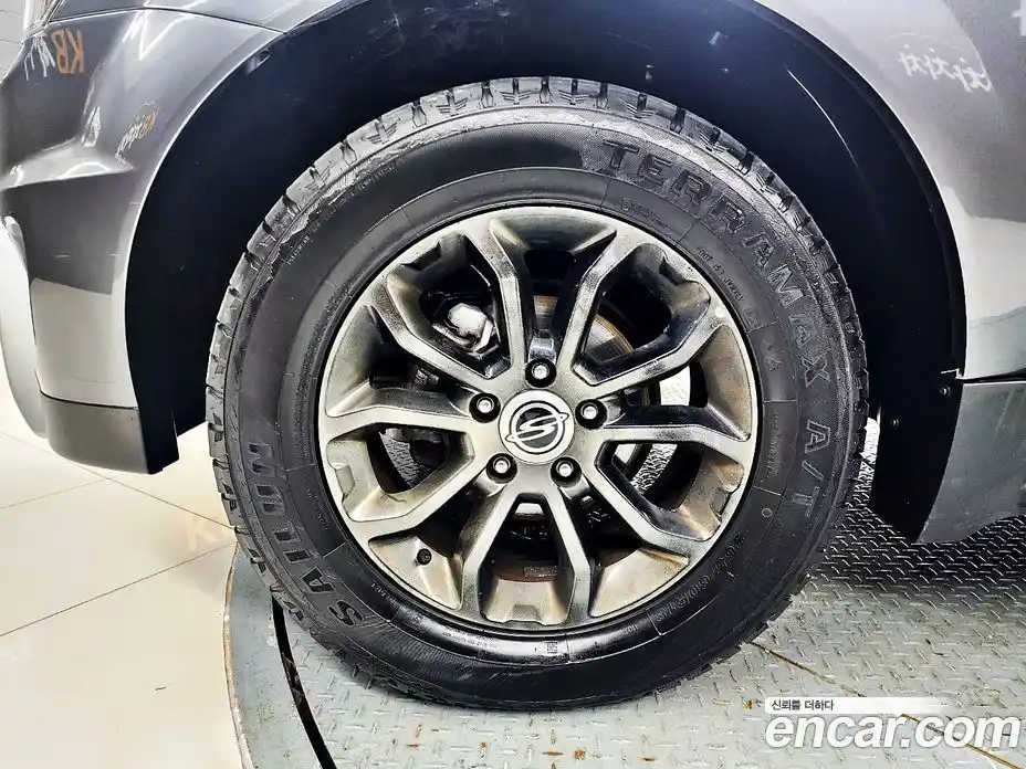 SsangYong Korando 2016 2.0 Автомат в Москве № 718436, фото 20