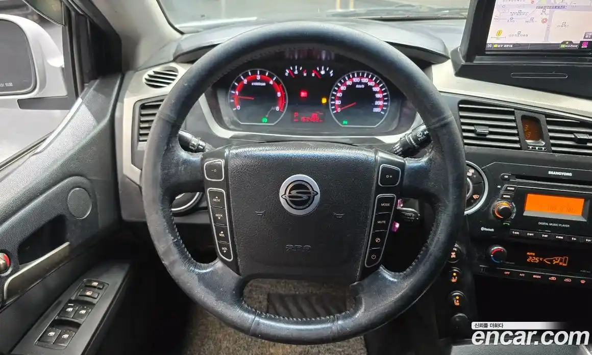 SsangYong Korando 2014 2.0 Автомат в Москве № 718572, фото 14