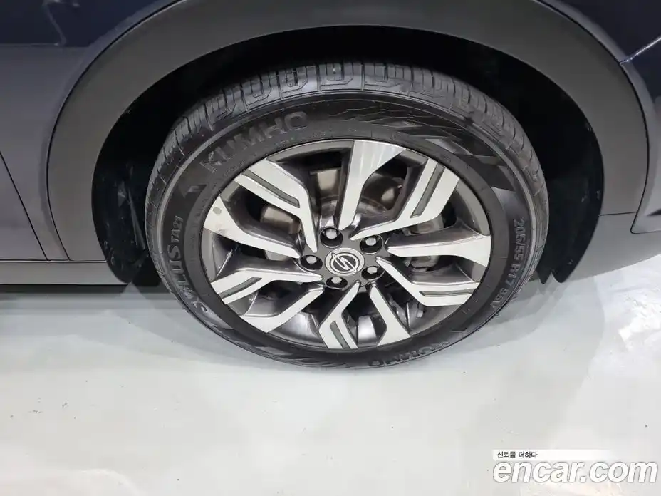 SsangYong TIBOLI 2019 1.6 Автомат в Москве № 718629, фото 8