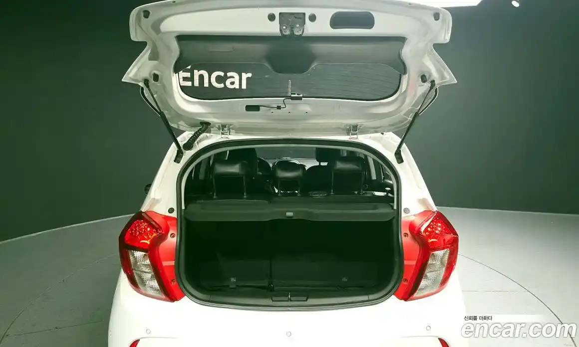 Chevrolet Spark 2017 1.0 Автомат в Москве № 719285, фото 20