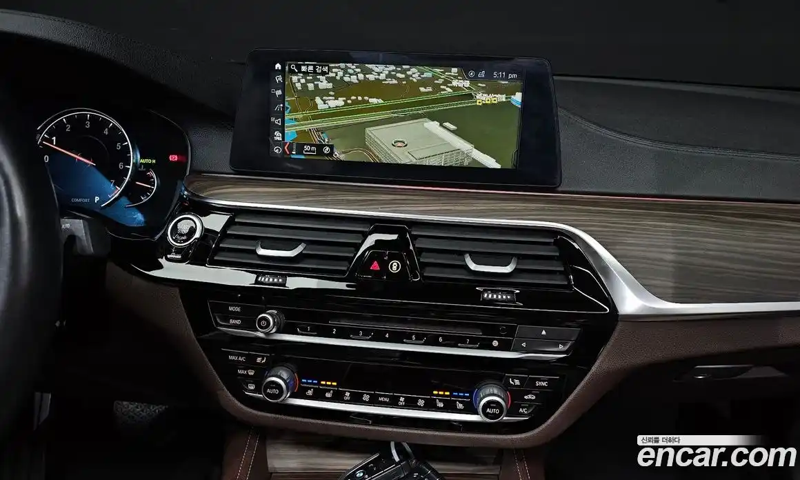 BMW 5-Series 2018 2.0 Автомат в Москве № 721176, фото 15