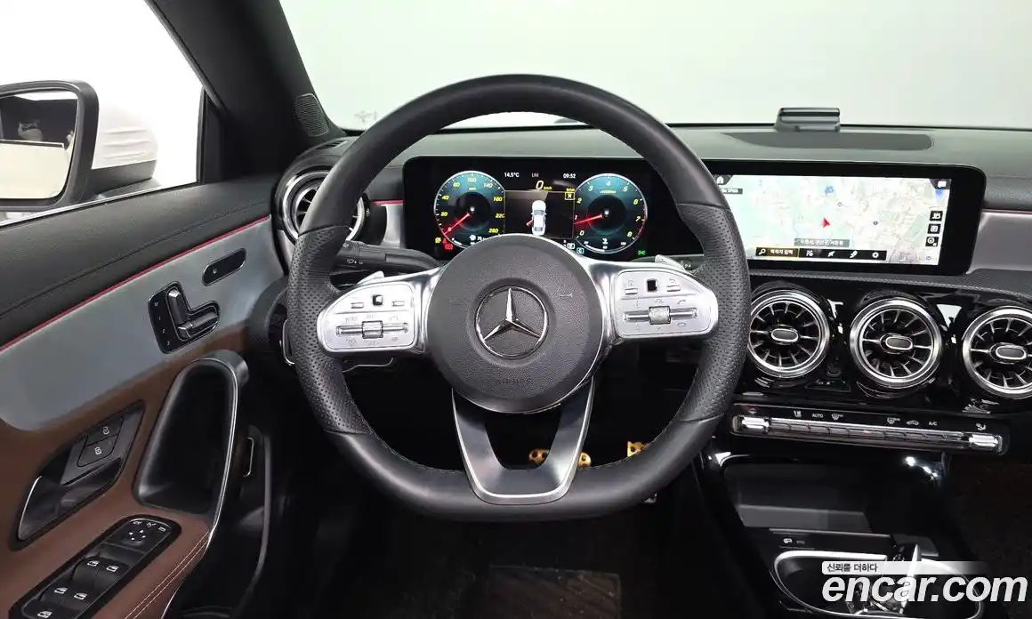 Mercedes-Benz CLA-Class 2023 2.0 Автомат в Москве № 722098, фото 13