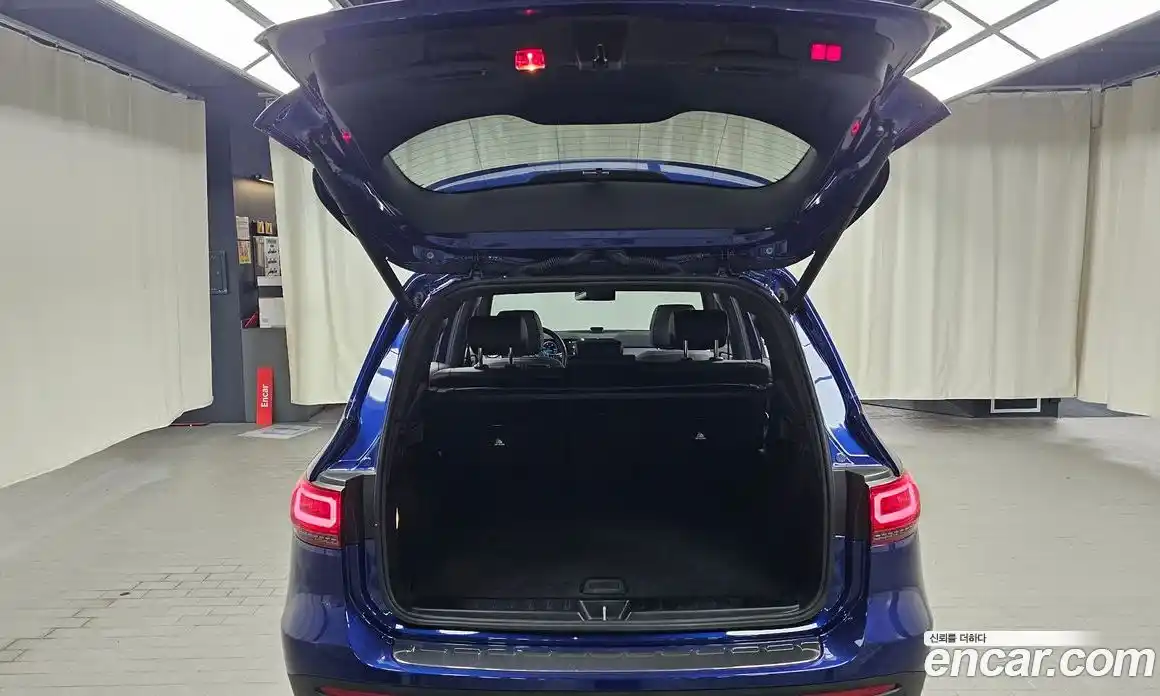 Mercedes-Benz GLB-Class 2021 1.9 Автомат в Москве № 722721, фото 20