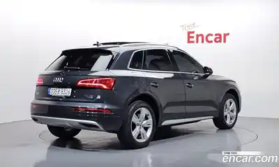 Audi Q5 2020 2.0 Автомат в Москве № 723532, миниатюра 2