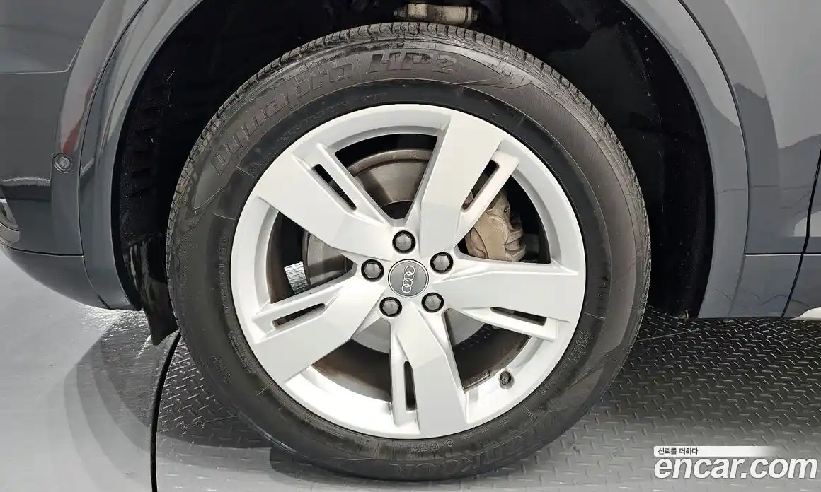 Audi Q5 2020 2.0 Автомат в Москве № 723532, фото 5