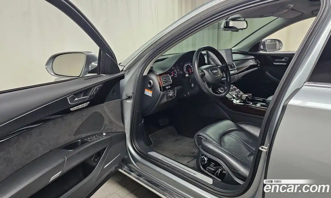 Audi A8 2012 4.2 Автомат в Москве № 723635, фото 10