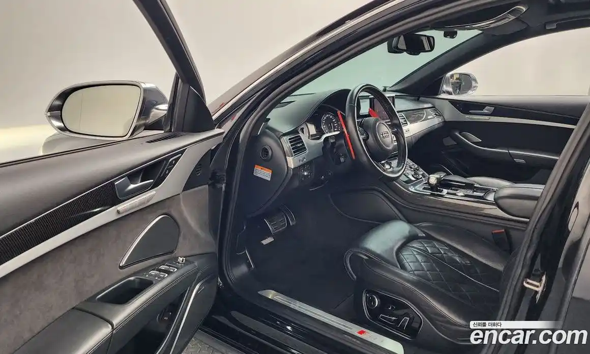 Audi S8 2013 4.0 Автомат в Москве № 723660, фото 10