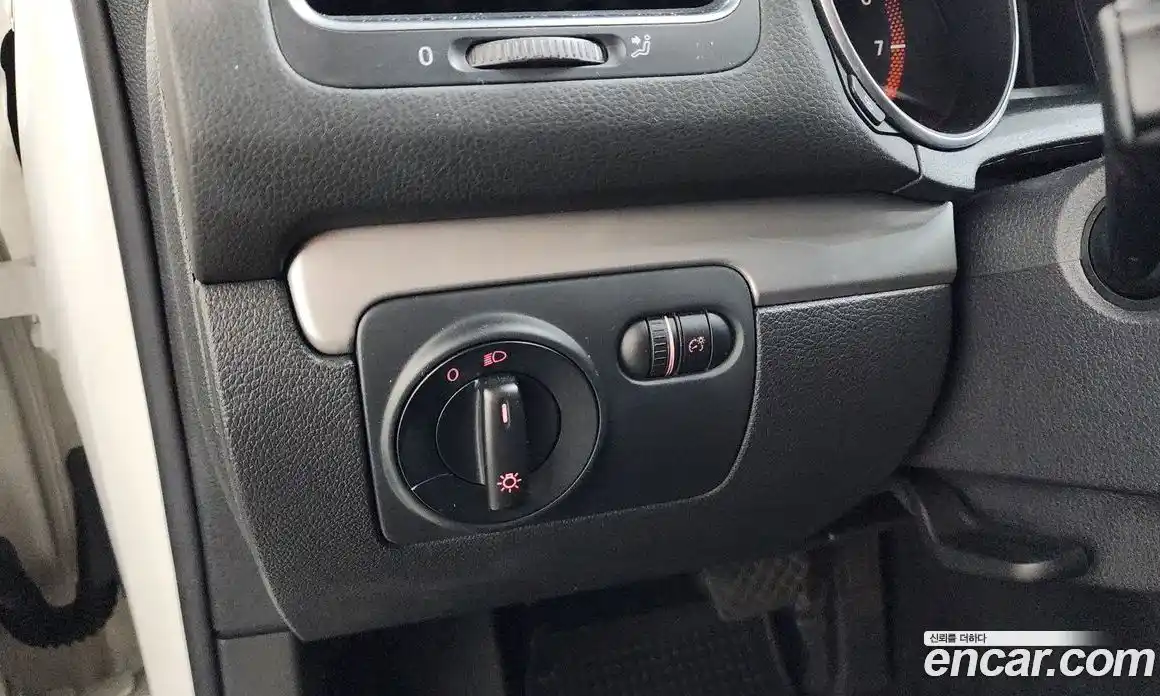 Volkswagen Golf 2011 2.0 Автомат в Москве № 725152, фото 18