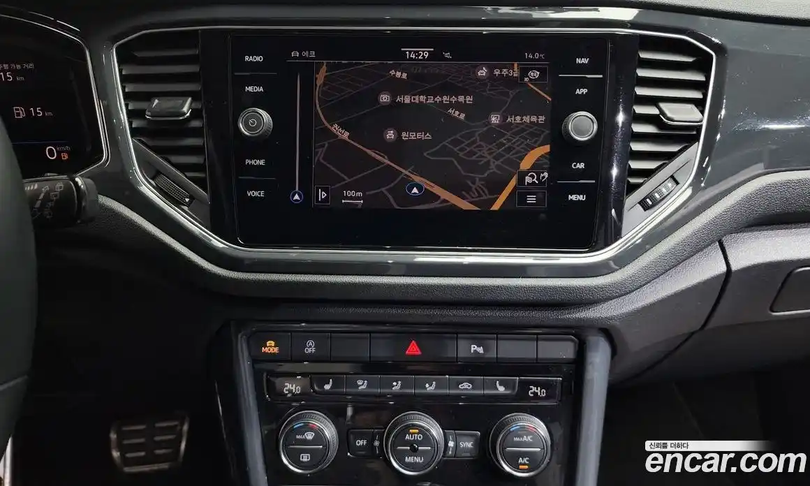 Volkswagen T-Roc 2021 2.0 Автомат в Москве № 725161, фото 15