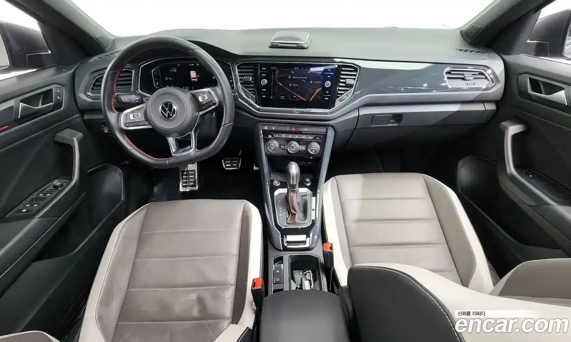 Volkswagen T-Roc 2021 2.0 Автомат в Москве № 725161, фото 7