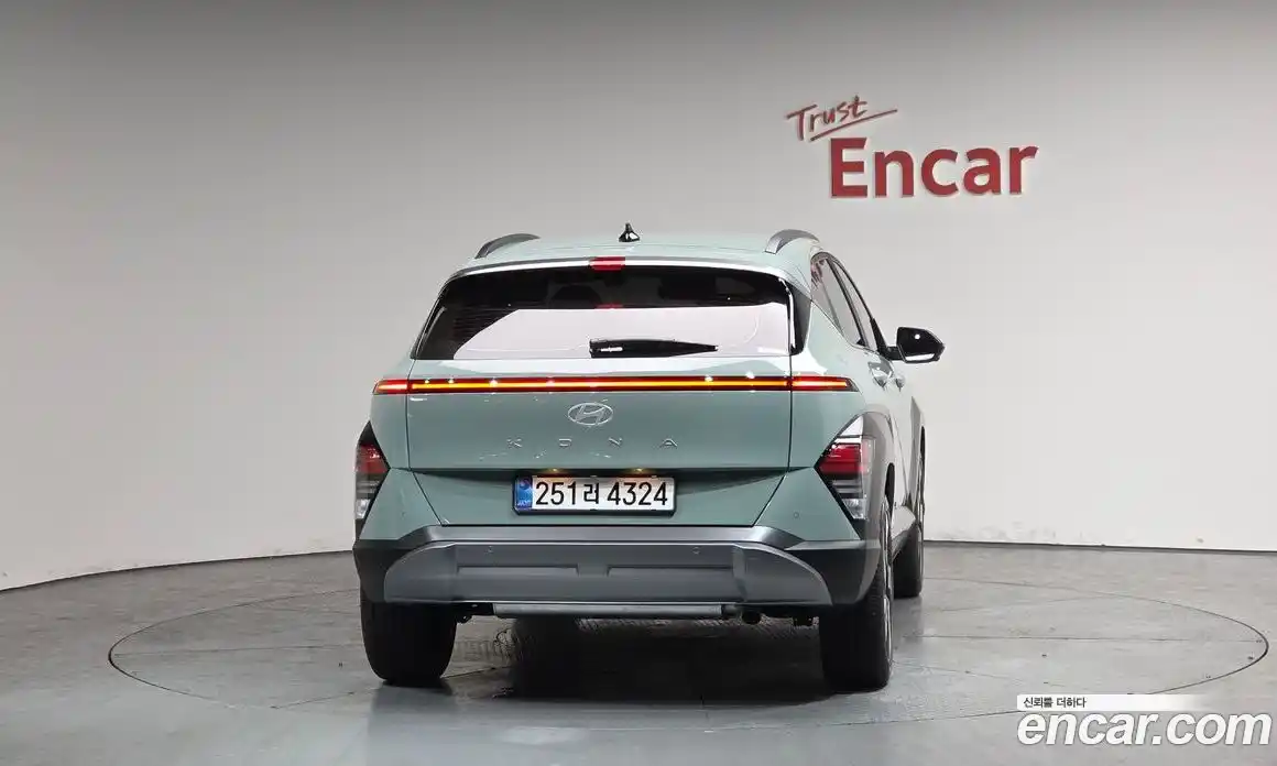 Hyundai Kona 2025 1.6 Автомат в Москве № 745172, фото 3