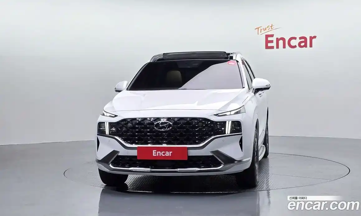 Hyundai Santa Fe 2023 1.6 Автомат в Москве № 745365, фото 3