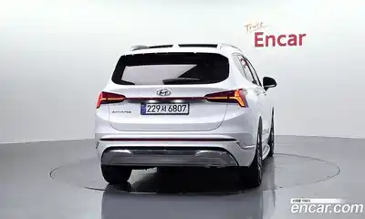 Hyundai Santa Fe 2023 1.6 Автомат в Москве № 745365, миниатюра 4