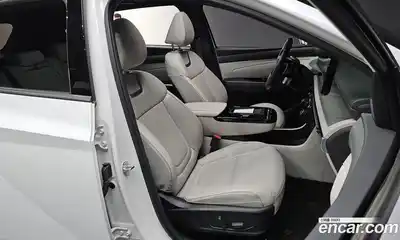 Hyundai Tucson 2024 1.6 Автомат в Москве № 745600, миниатюра 10