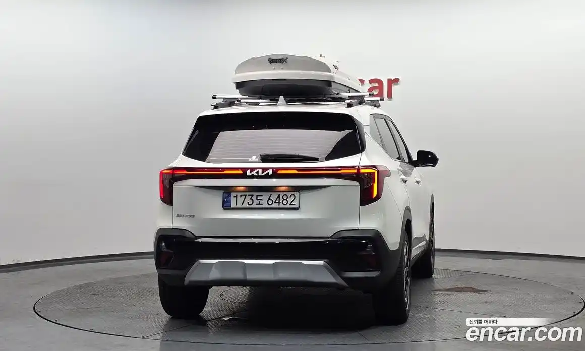 Kia Seltos 2024 1.6 Автомат в Москве № 746000, фото 4