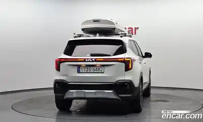 Kia Seltos 2024 1.6 Автомат в Москве № 746000, миниатюра 4