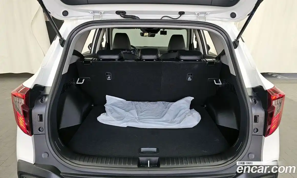 Kia Seltos 2024 1.6 Автомат в Москве № 746100, фото 20