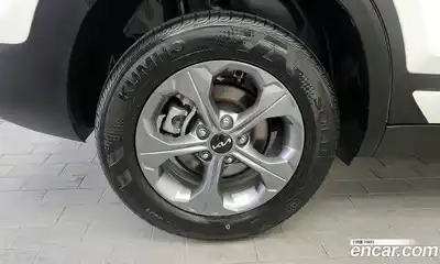 Kia Seltos 2024 1.6 Автомат в Москве № 746100, миниатюра 5