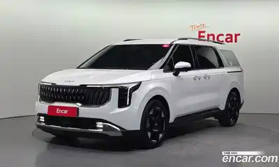 Kia Canival, 2025