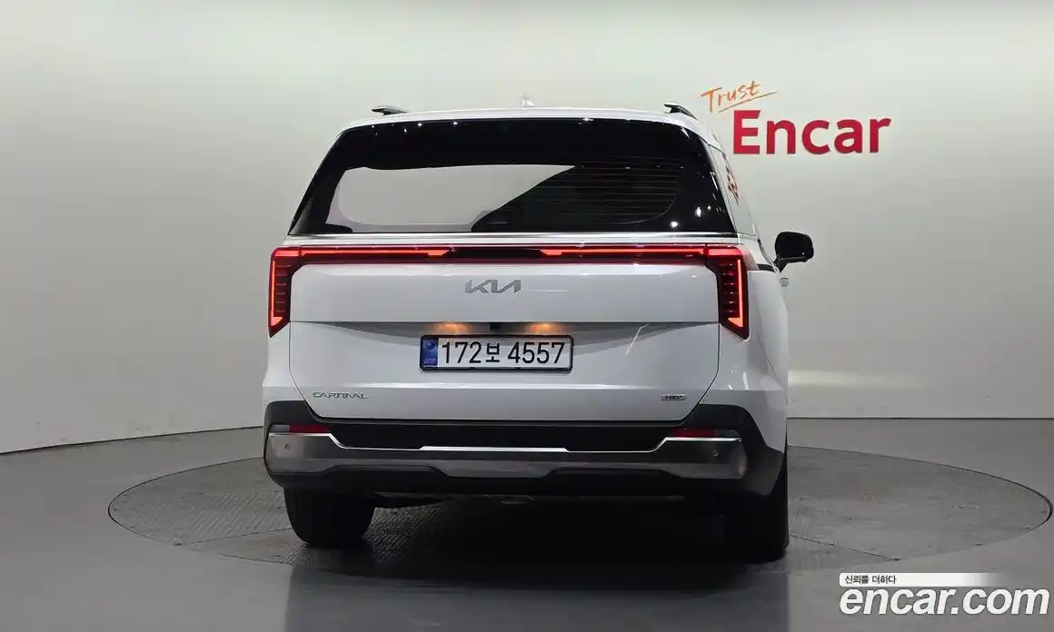 Kia Canival 2025 1.6 Автомат в Москве № 746116, фото 4