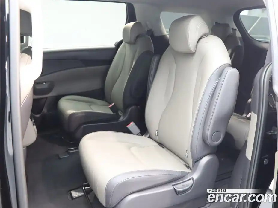 Kia Canival 2025 2.2 Автомат в Москве № 746120, фото 11