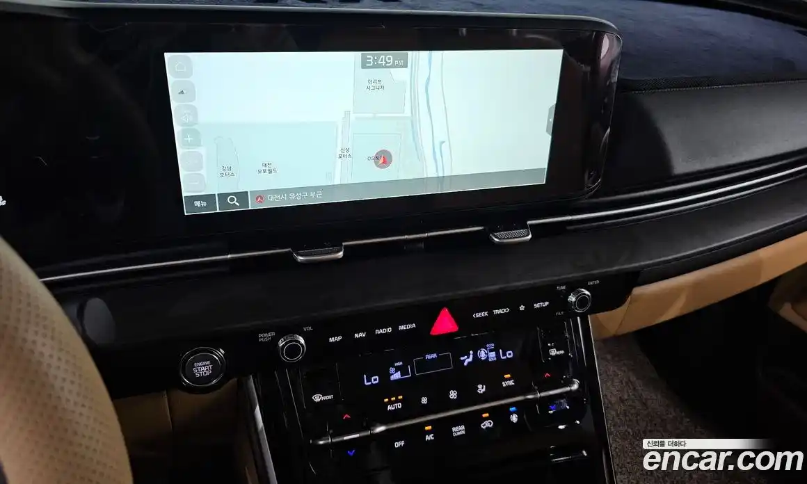 Kia Canival 2023 3.5 Автомат в Москве № 746178, фото 17