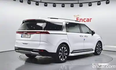 Kia Canival 2023 3.5 Автомат в Москве № 746178, миниатюра 2