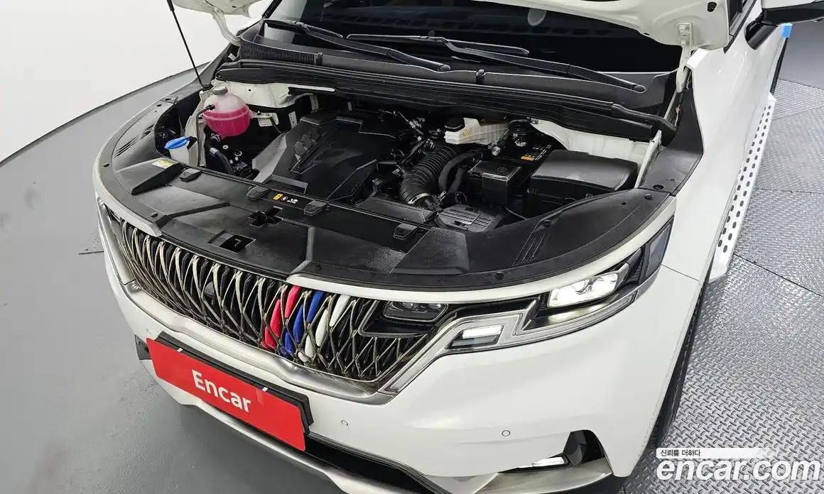 Kia Canival 2023 3.5 Автомат в Москве № 746178, фото 6