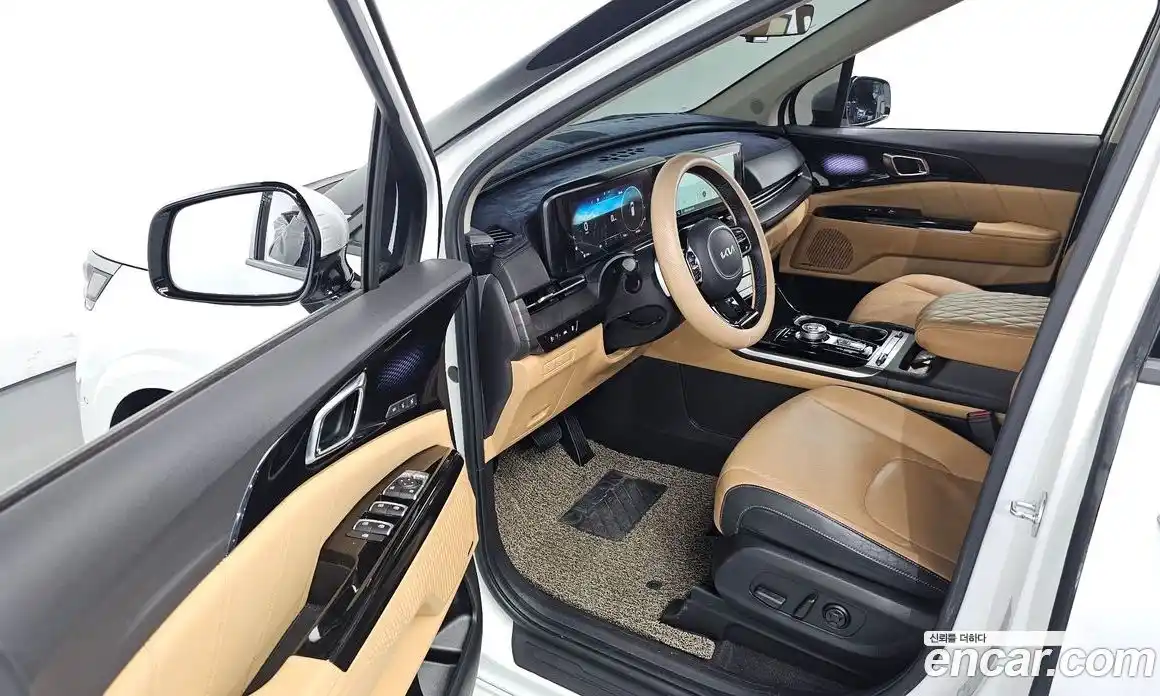 Kia Canival 2023 3.5 Автомат в Москве № 746178, фото 10