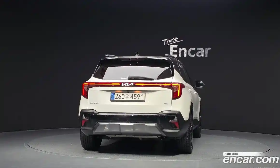 Kia Seltos 2022 1.6 Автомат в Москве № 746258, фото 4