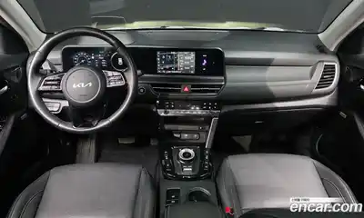 Kia Seltos 2022 1.6 Автомат в Москве № 746258, миниатюра 7