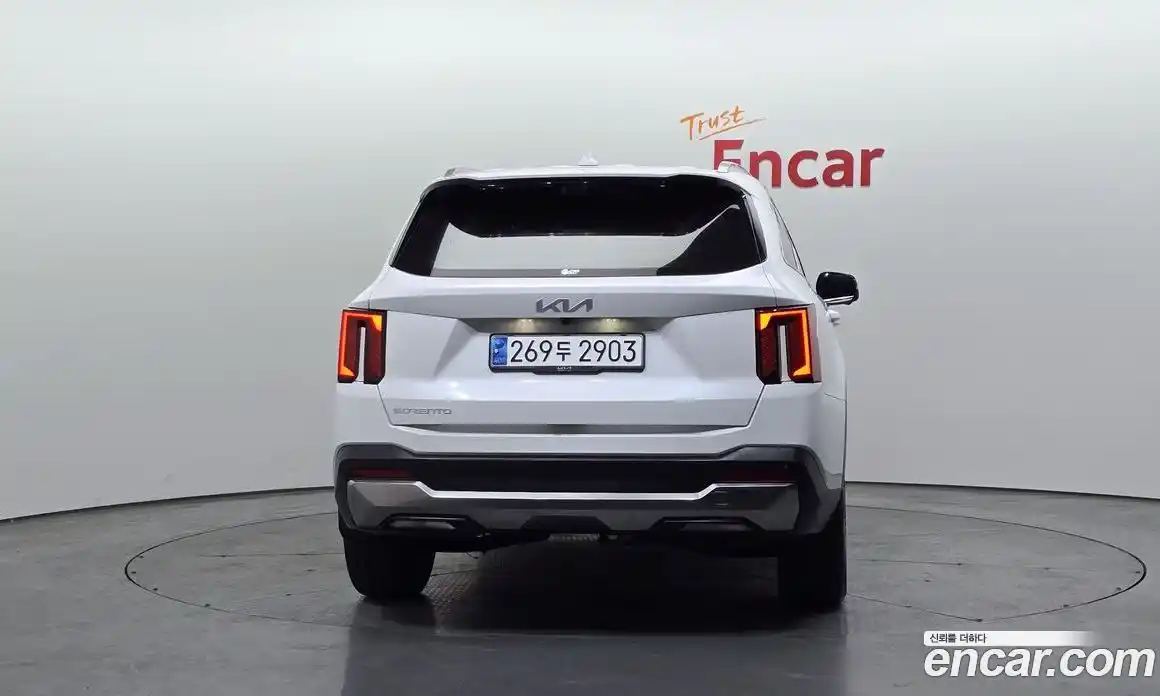 Kia Sorento 2023 2.5 Автомат в Москве № 746289, фото 4