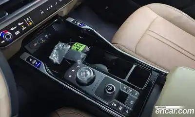 Kia Sorento 2023 2.5 Автомат в Москве № 746289, миниатюра 9