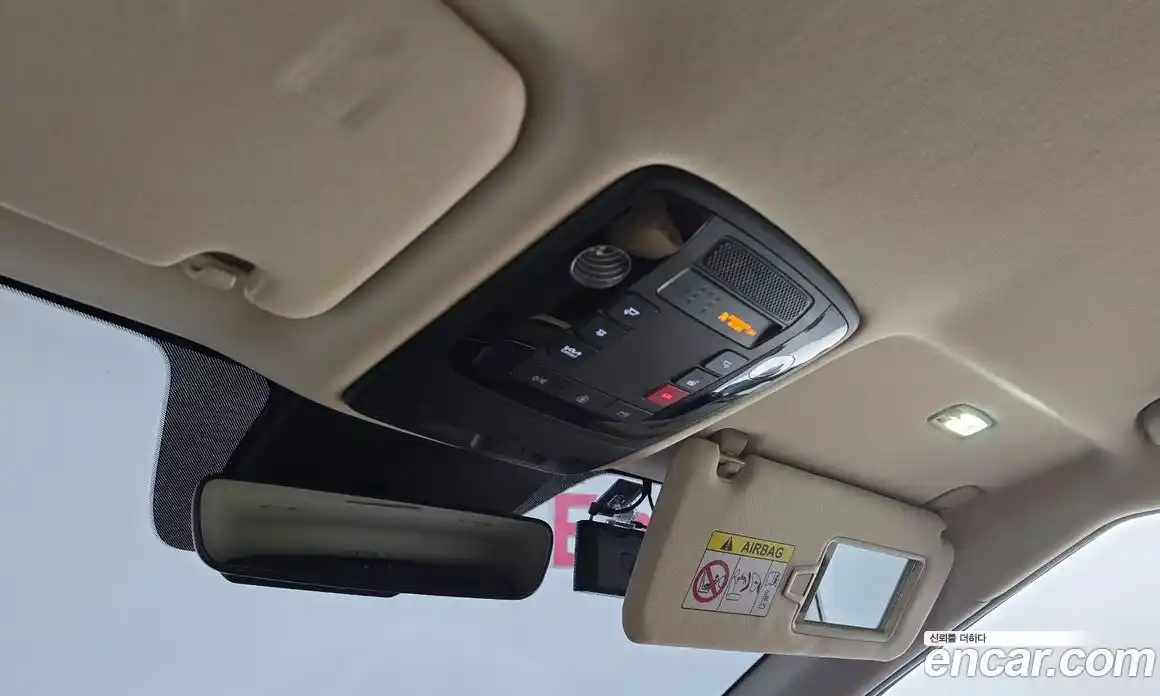 Kia Canival 2023 3.5 Автомат в Москве № 746387, фото 18